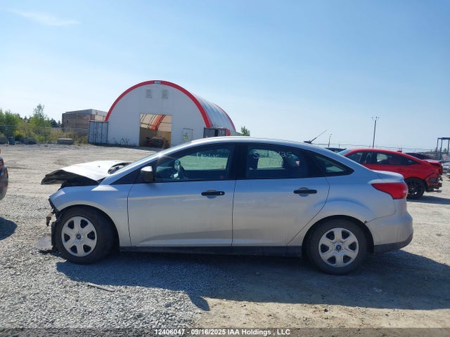 1FADP3E2XFL352119 Ford 2015