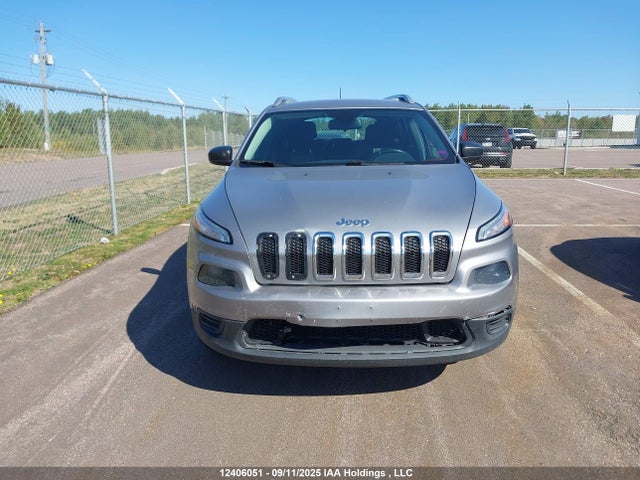 1C4PJMAS9FW646047 Jeep Cherokee
