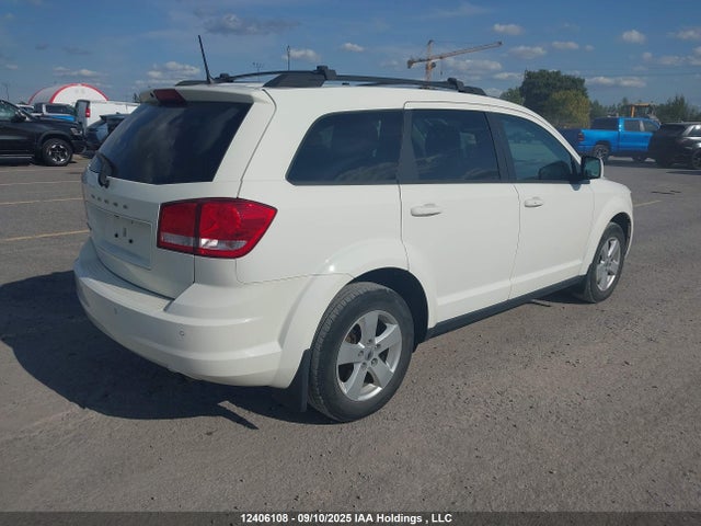 Dodge 2019 2019 3C4PDCAB6KT852363 Image 4