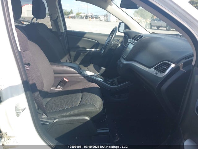 Dodge 2019 2019 3C4PDCAB6KT852363 Image 5