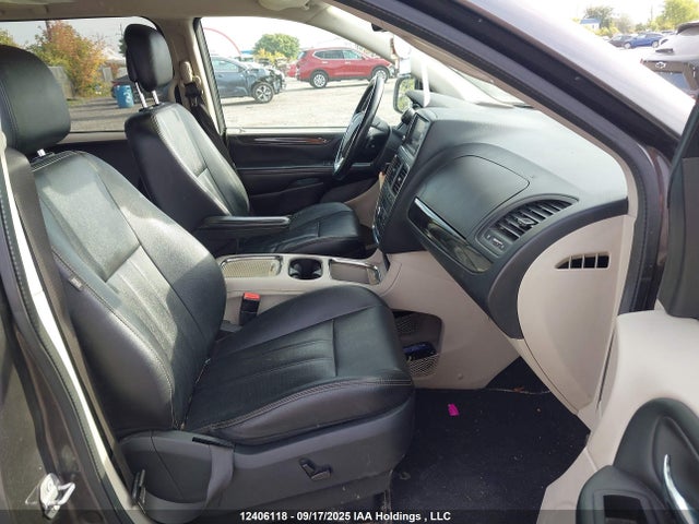 2C4RDGDG6JR340823 Dodge Grand Caravan