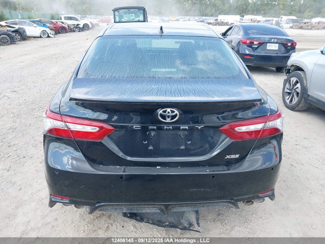 12406145 :رقم المزاد ، 4T1B61HK9JU096896 vin ، 2018 Toyota Camry Xse مزاد بيع