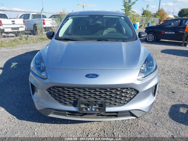 1FMCU0F6XNUA94672 Ford dragon di tc