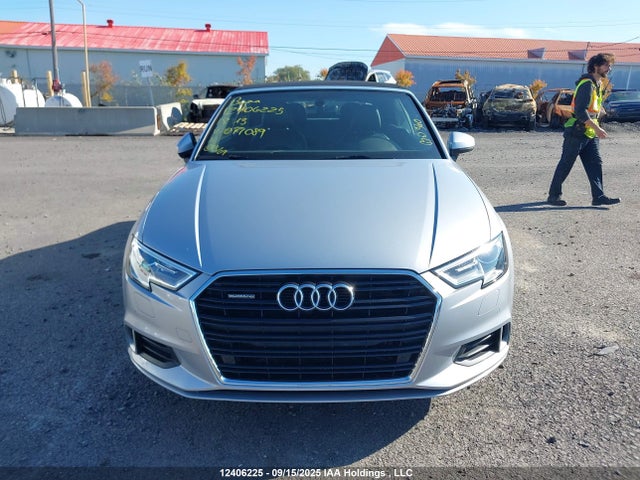 WAU78LFF3J1071089 Audi A3