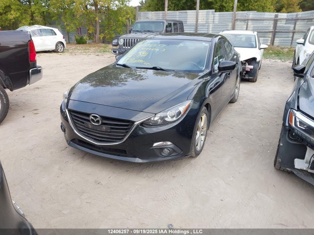 3MZBM1V74FM132996 Mazda pe