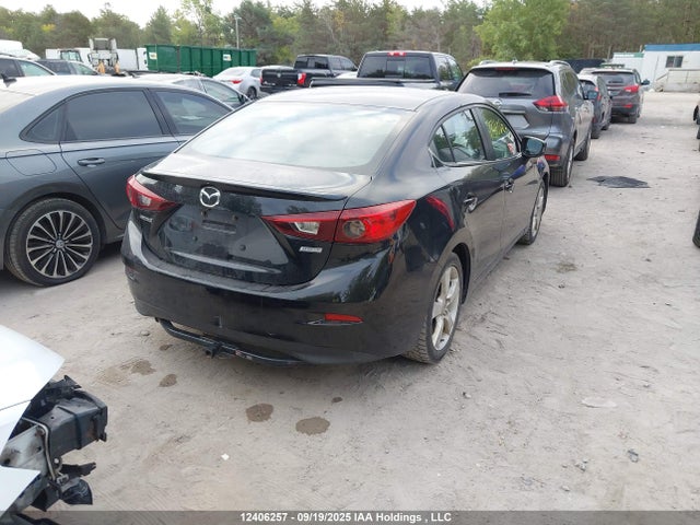 3MZBM1V74FM132996 Mazda pe