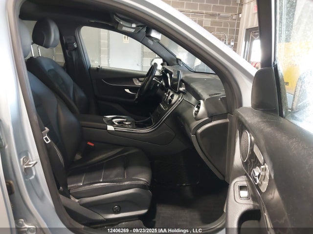 WDC0G4KB3JV053114 Mercedes-Benz m274