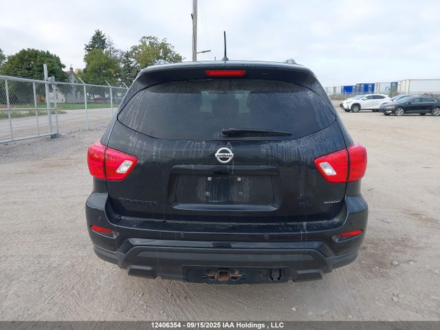 5N1DR2MM2JC639850 Nissan Pathfinder