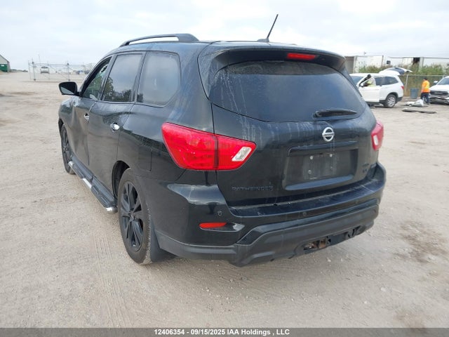 5N1DR2MM2JC639850 Nissan Pathfinder