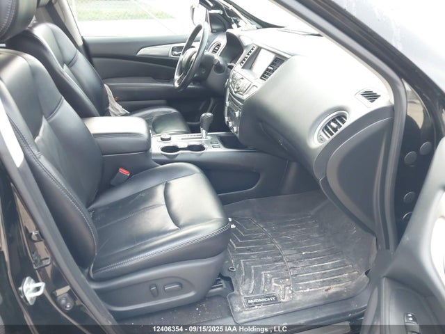 5N1DR2MM2JC639850 Nissan Pathfinder