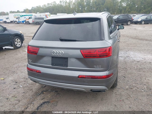 Audi Q7 2017 WA1LAAF72HD016302 Image 16