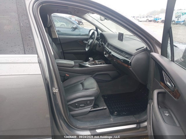 Audi Q7 2017 WA1LAAF72HD016302 Image 5
