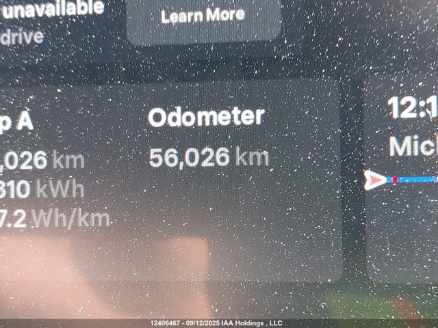 5YJ3E1EA8PF696785 Tesla MODEL 3