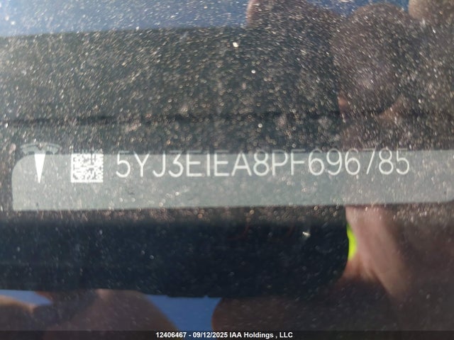 5YJ3E1EA8PF696785 Tesla MODEL 3
