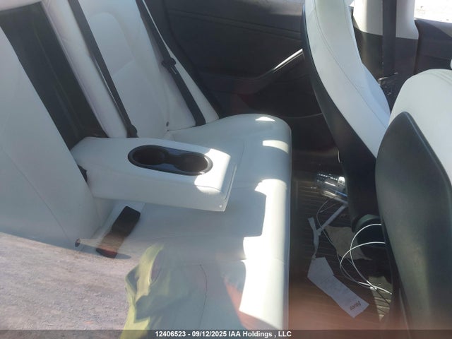 5YJ3E1EA5NF203450 Tesla MODEL 3