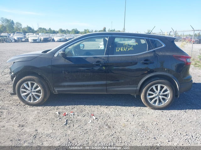 JN1BJ1AV2MW316317 Nissan ROGUE SPORT