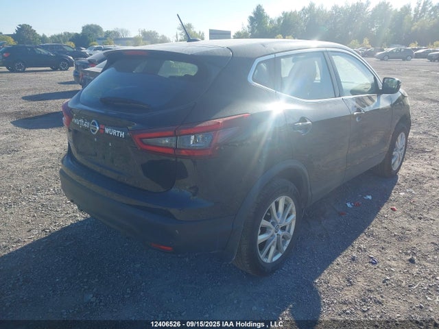 JN1BJ1AV2MW316317 Nissan ROGUE SPORT