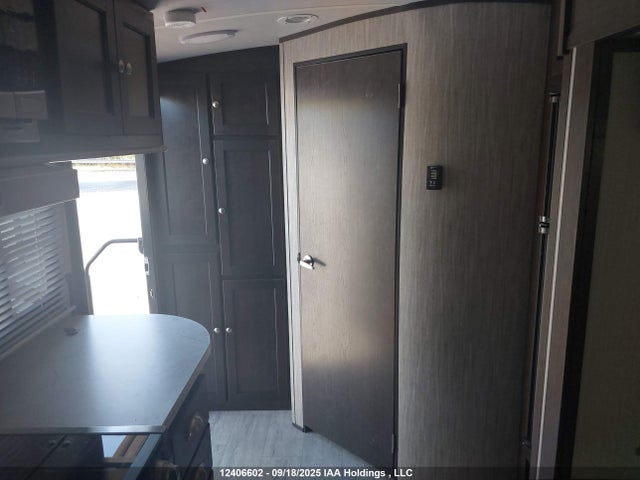 Cruiser 2019 2019 5RXDB2627K1406349 Image 8