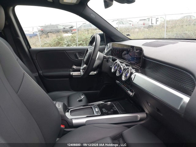 W1N4M4HB3RW369862 Mercedes-Benz m260