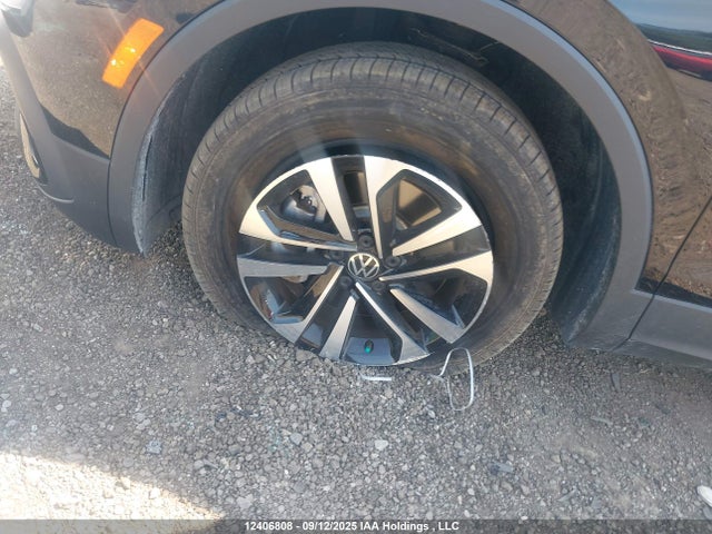 3VVFB7AX7PM016858 Volkswagen tsi