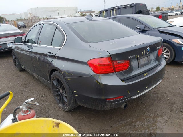 BMW 2014 2014 WBA3C3C56EF985452 Image 3