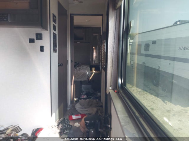 54CTS1T22L4025974 Winnebago Spyder