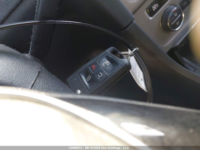 3VW217AU5FM081273 Volkswagen Golf