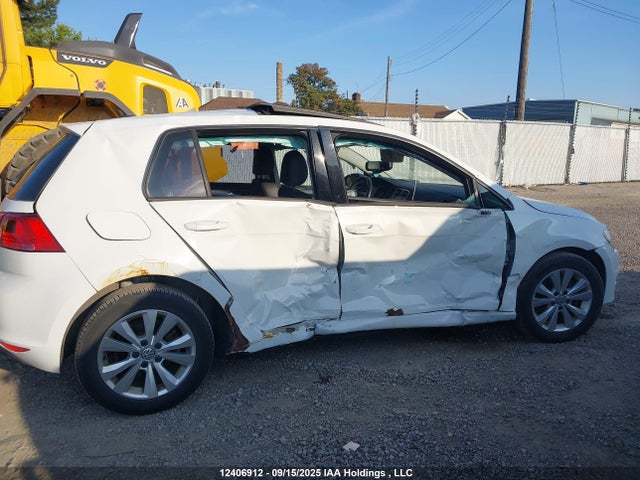 3VW217AU5FM081273 Volkswagen Golf