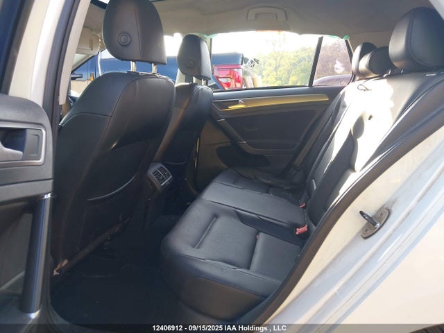 3VW217AU5FM081273 Volkswagen Golf