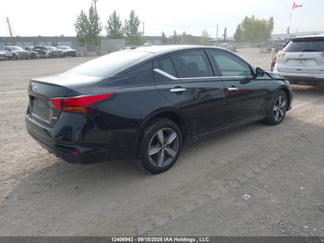 1N4BL4BWXNN301108 Nissan 2022