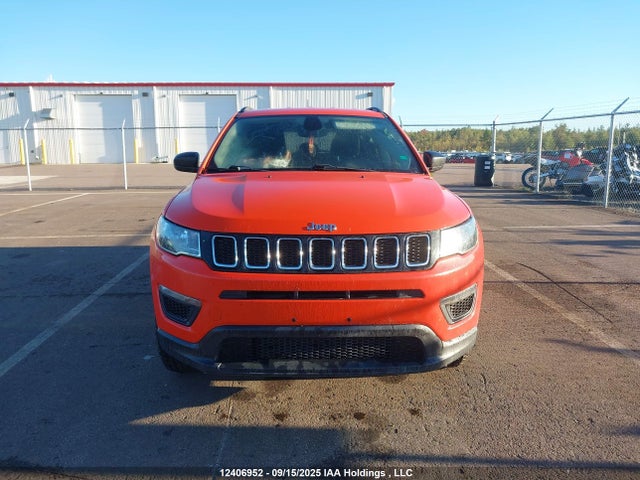 Jeep Compass 2018 3C4NJDAB4JT107437 Image 12