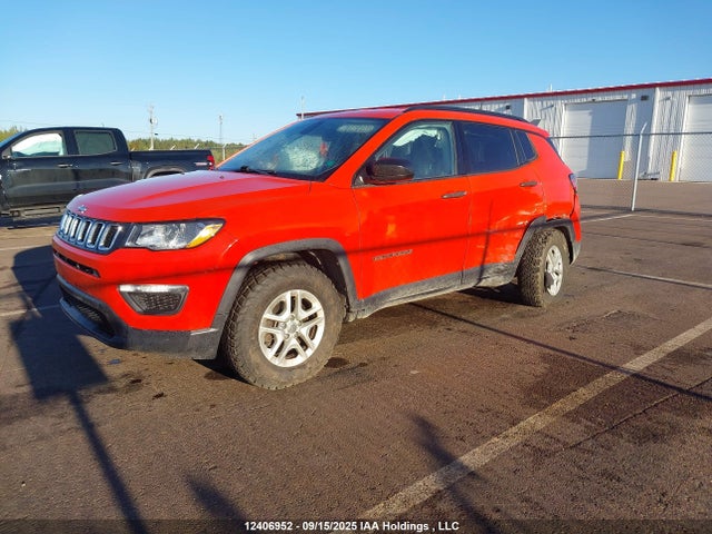 Jeep Compass 2018 3C4NJDAB4JT107437 Image 2