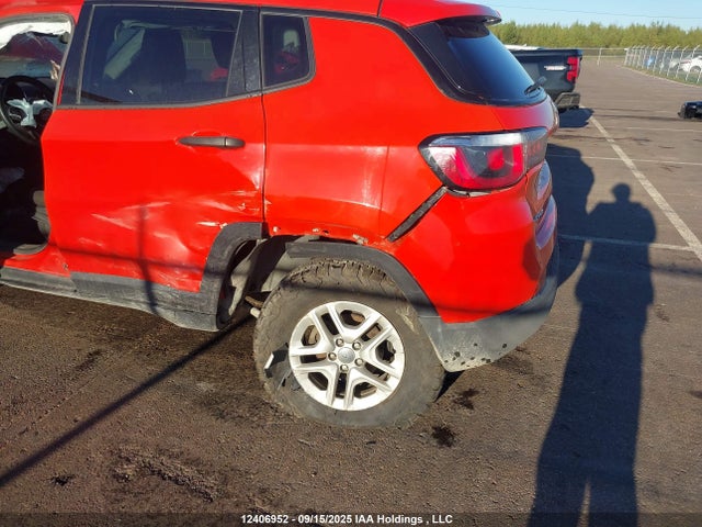 Jeep Compass 2018 3C4NJDAB4JT107437 Image 6