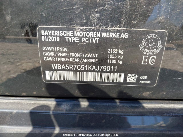 WBA5R7C51KAJ79011 BMW 330I