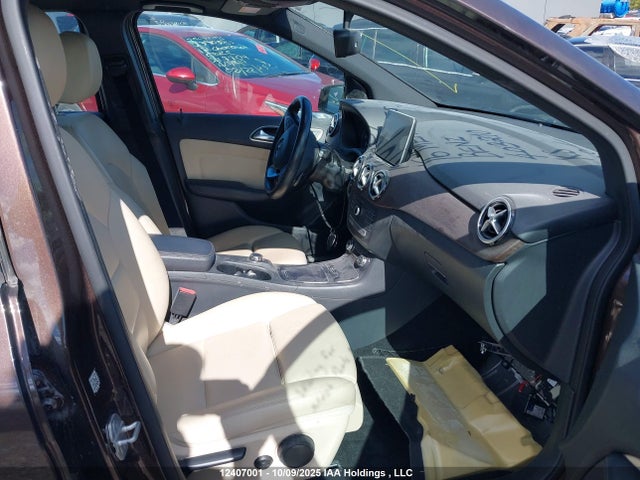 WDDMH4GB4GJ403210 Mercedes-Benz B-Class