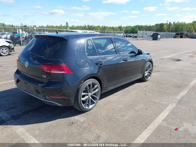 3VWB17AU2JM289507 Volkswagen Golf