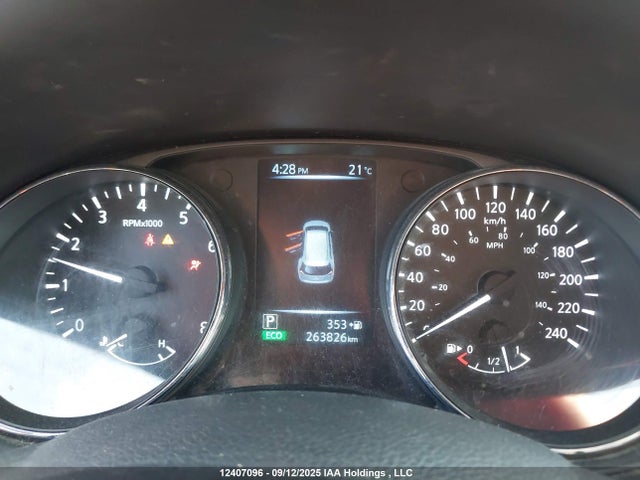 5N1AT2MV9HC796654 Nissan Rogue