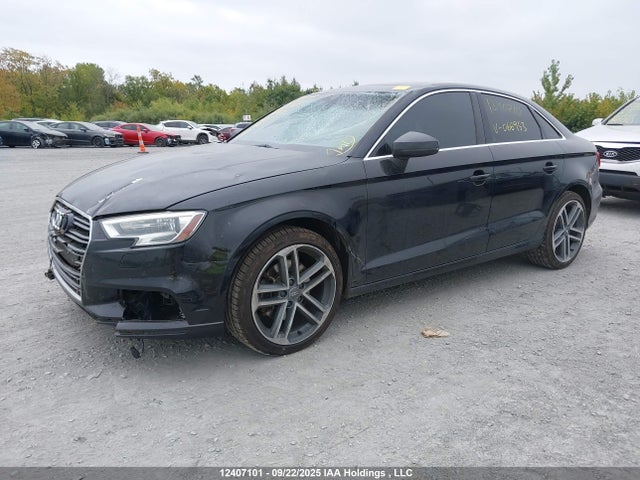 Audi A3 2018 WAUE8GFF6J1066953 Image 2
