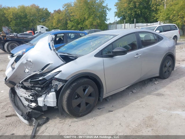 JTDACACU2R3033318 Toyota Prius