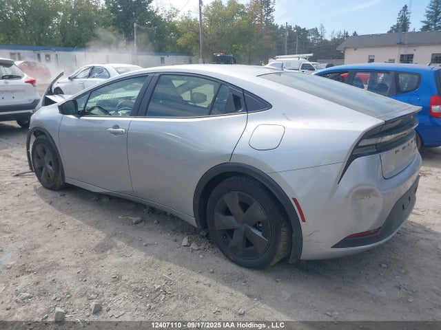 JTDACACU2R3033318 Toyota Prius