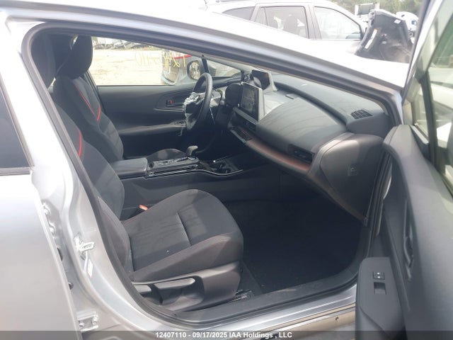 JTDACACU2R3033318 Toyota Prius