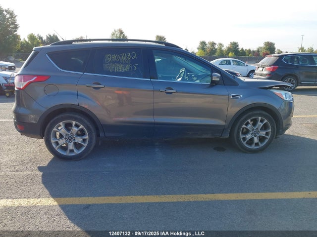 2013 Ford Escape მანქანა იყიდება აუქციონზე, vin: 1FMCU9H93DUA49695, აუქციონის ნომერი: 12407132