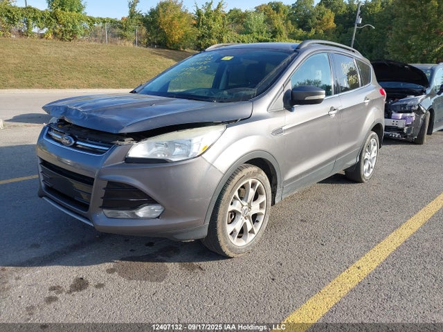 2013 Ford Escape მანქანა იყიდება აუქციონზე, vin: 1FMCU9H93DUA49695, აუქციონის ნომერი: 12407132
