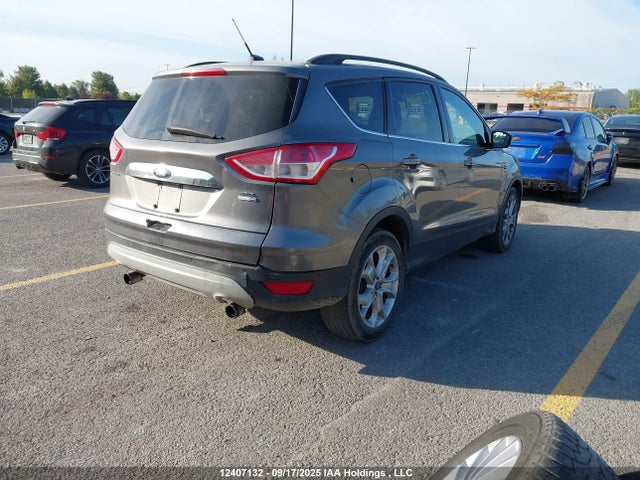 2013 Ford Escape მანქანა იყიდება აუქციონზე, vin: 1FMCU9H93DUA49695, აუქციონის ნომერი: 12407132