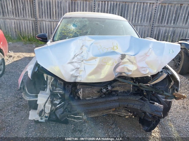 1VWAA7A30JC034374 Volkswagen tsi