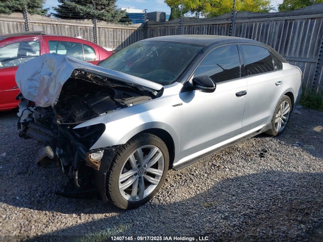 1VWAA7A30JC034374 Volkswagen tsi