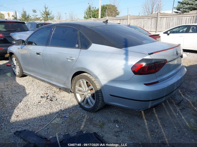1VWAA7A30JC034374 Volkswagen tsi