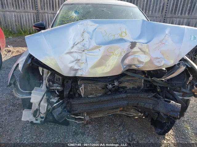 1VWAA7A30JC034374 Volkswagen tsi