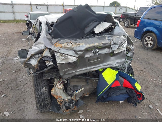 KIA dohc mpi nu 2015 KNAFX4A64F5376791 Image 12