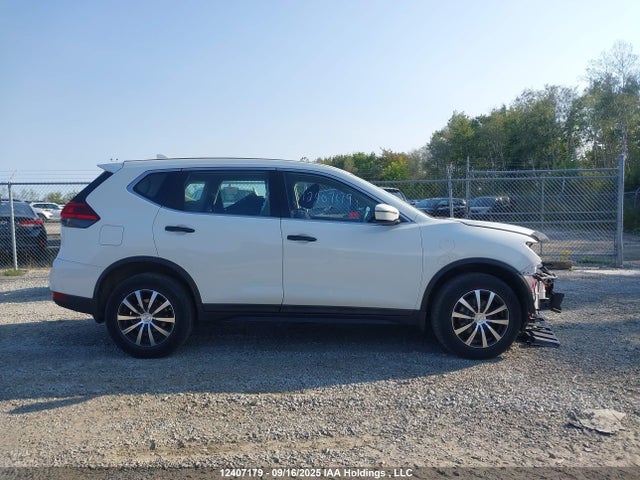 5N1AT2MV3HC773452 Nissan Rogue